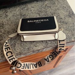 Balincieaga  Hand Bag