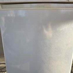 Garage-ready Freezer