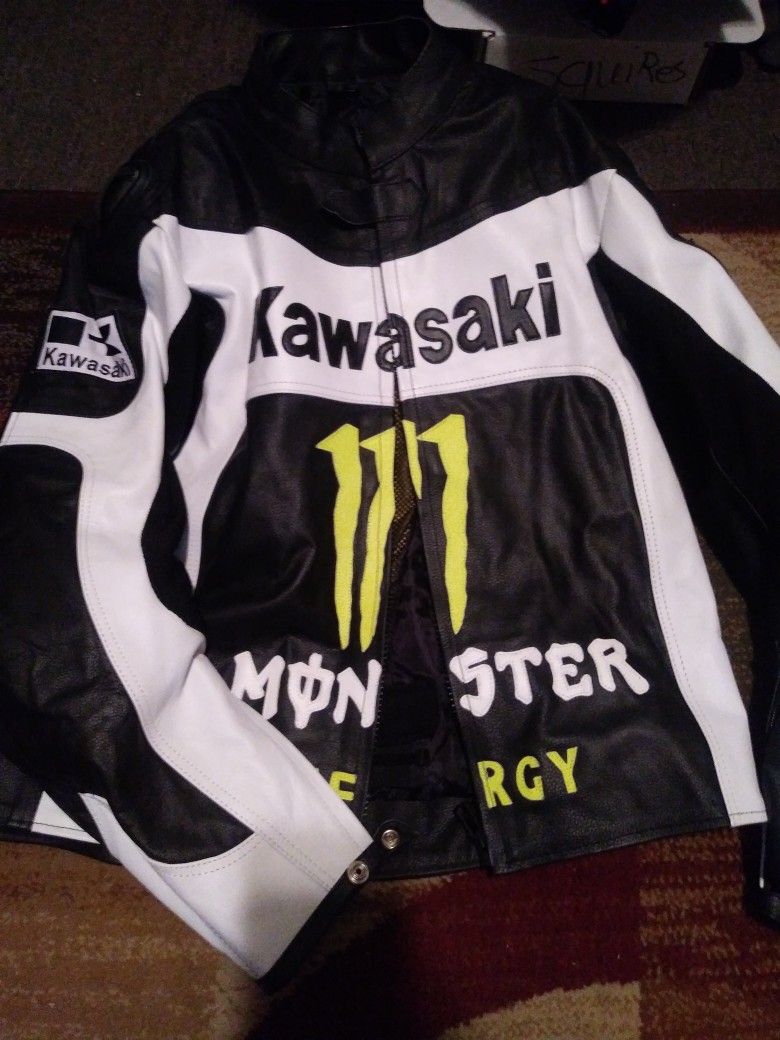 Brand New Never Worn Genuine Leather Large Monster. Kawasaki , Racing Jacket With Body Armor