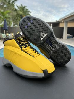 Adidas kobe Size 10 Men
