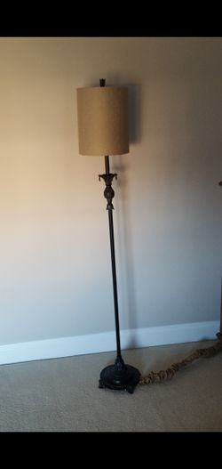 Floor lamp