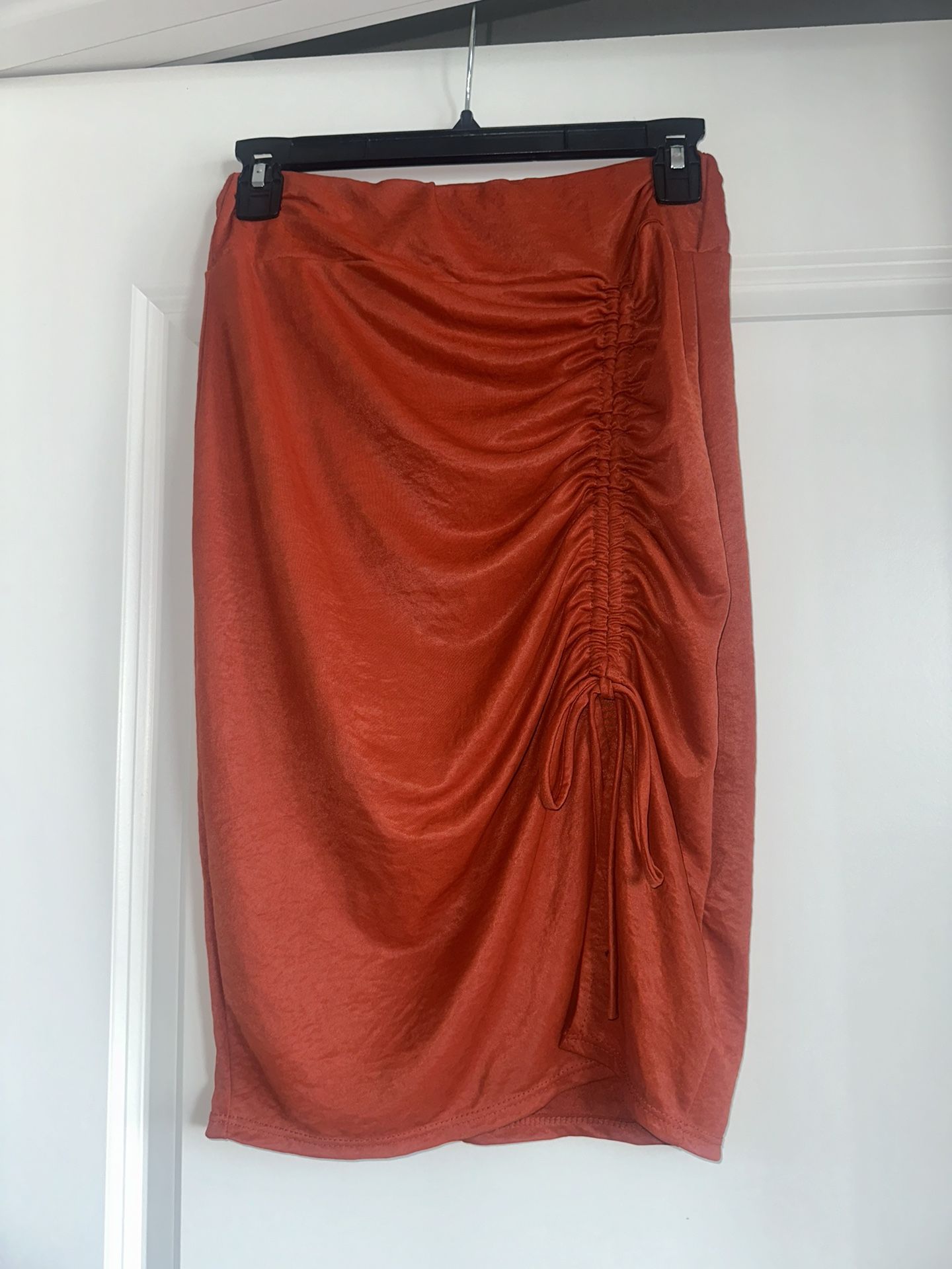 Burnt Orange Ruched Knee-Length Pencil Skirt