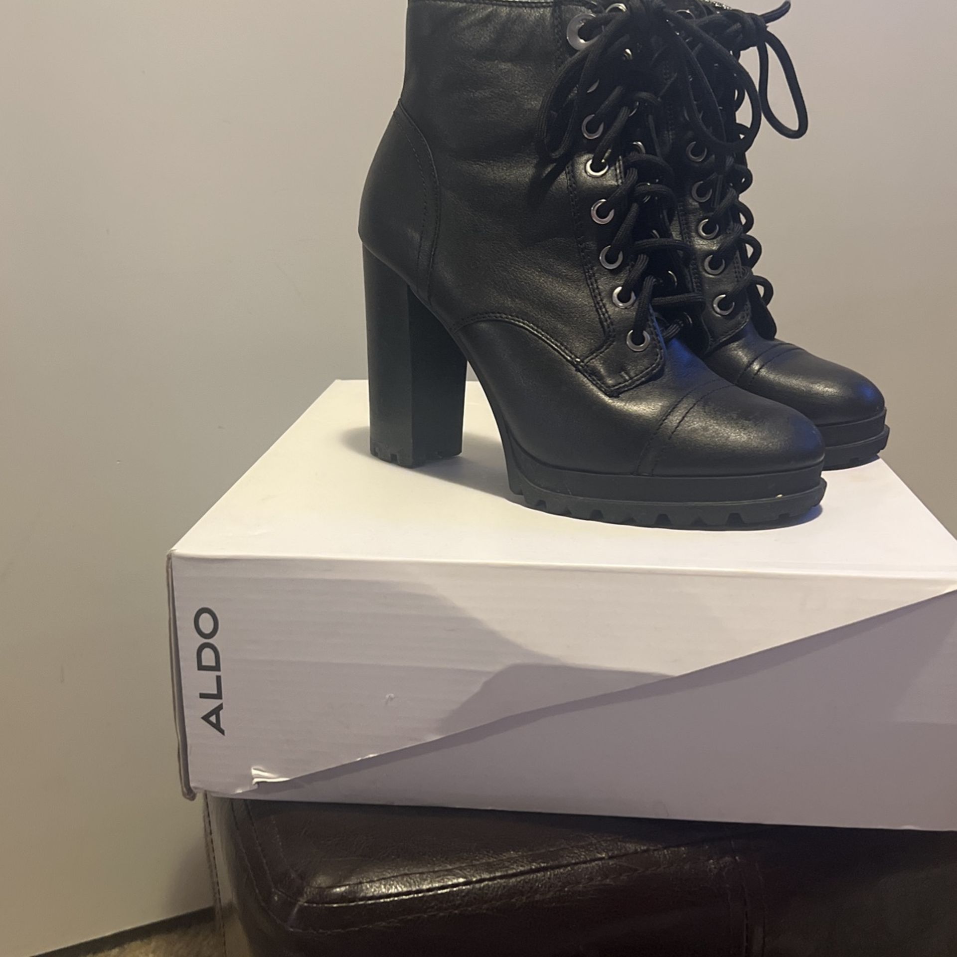 Aldo Boots 7.5