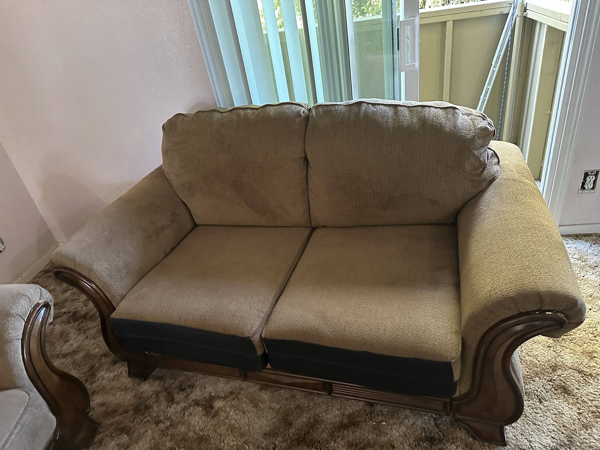 COUCHES FOR SALE 