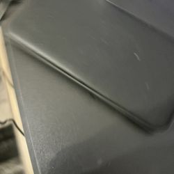 Nomad Wireless Phone / Apple Watch Charger. 