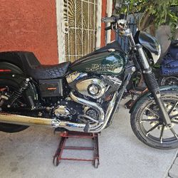 2012 Harley Davidson Dyna 103.