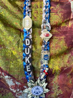 Graduation leis