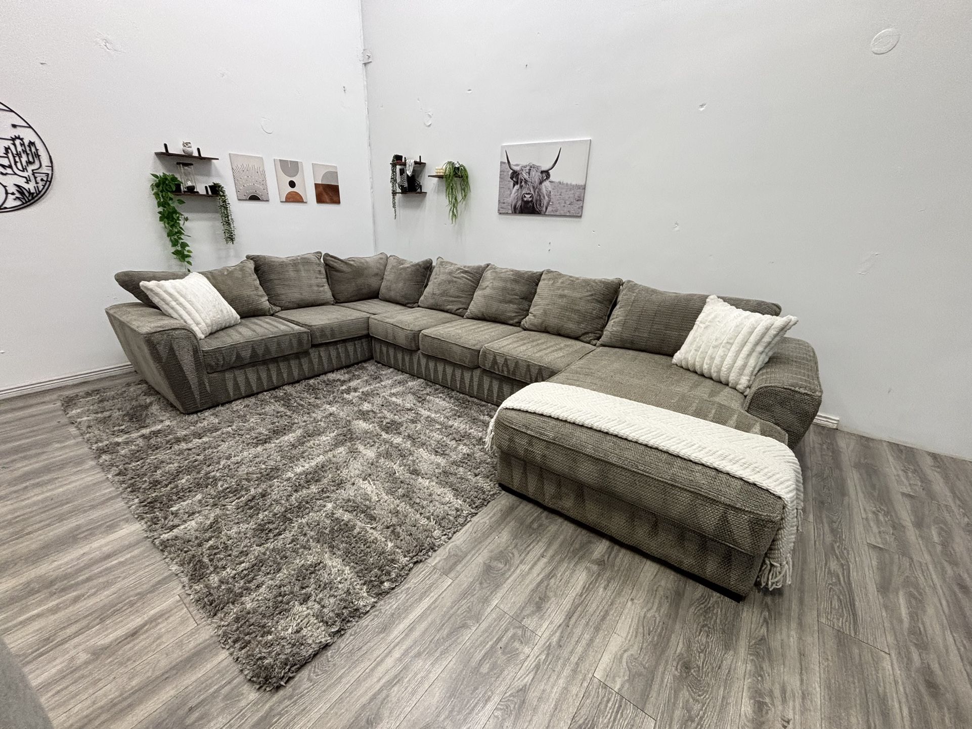Huge Sectional Couch - Free Delivery