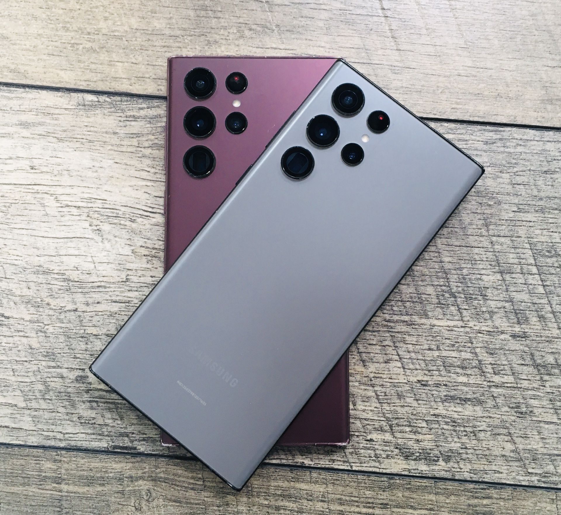 Unlocked Samsung Galaxy S22 Ultra Like New !! Desbloqueado Como Nuevo !!