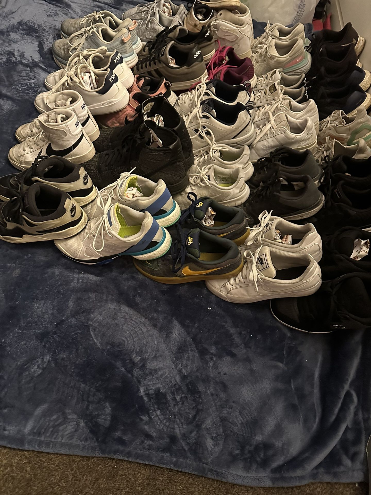 25 Pairs Shoes Bundle Nike;Jordan Adidas Sizes 2y 3y. All The Way To 11 Men $95