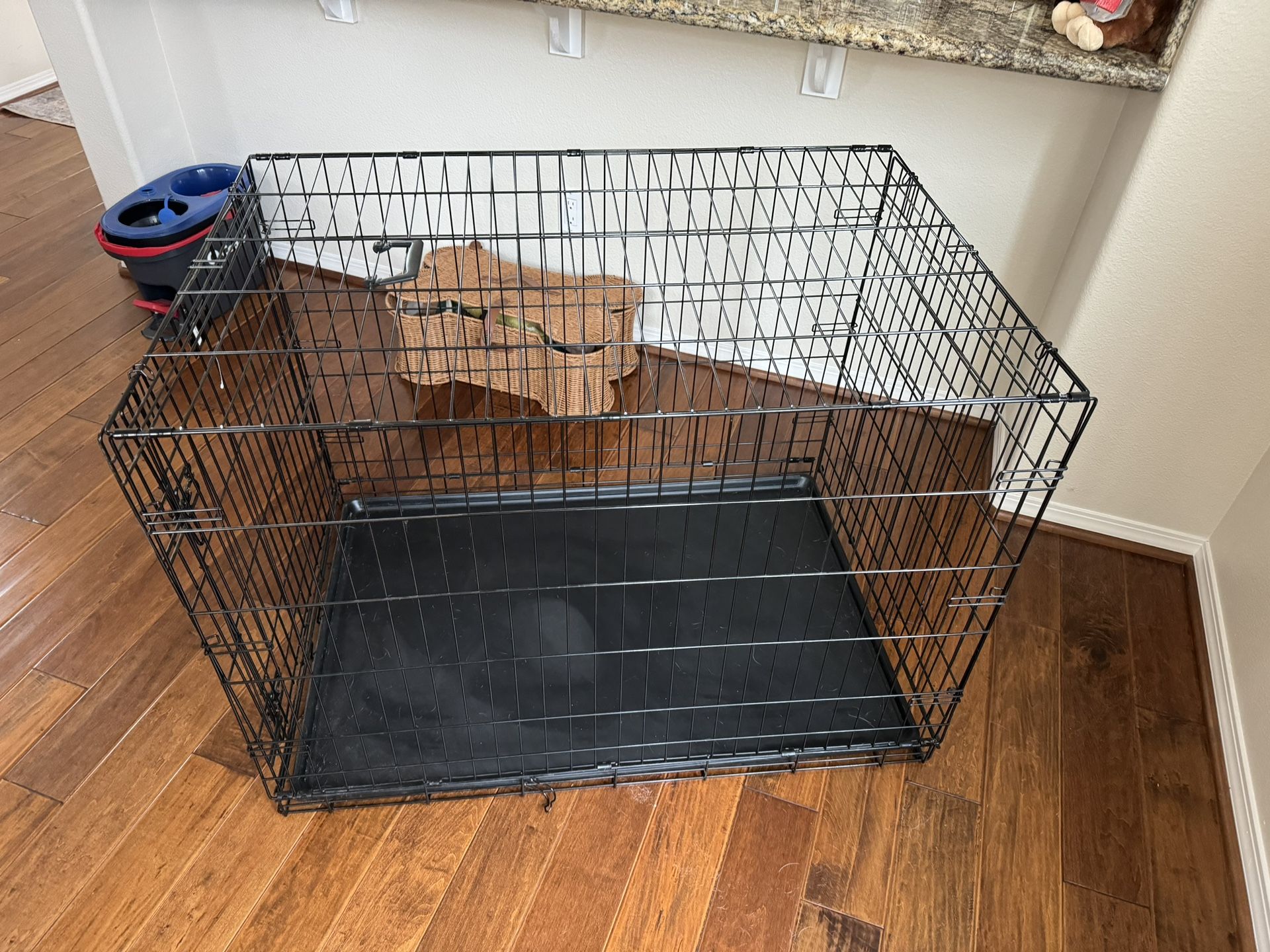 XL Dog Crate 