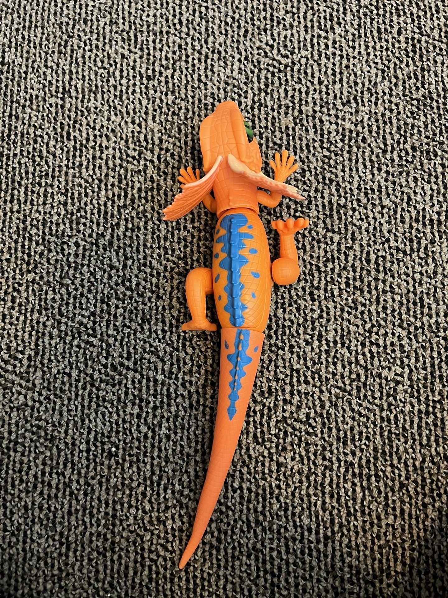 Walking Lizard Toy