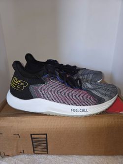 New Balance Fuel Cell Women's Size 9.5 Running Shoe New (Price Is Firm)