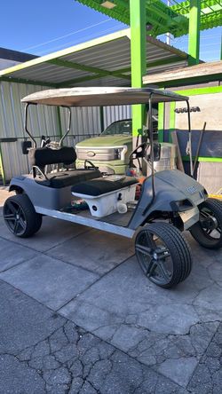 Ezgo golf cart. 4 seater project runs gas