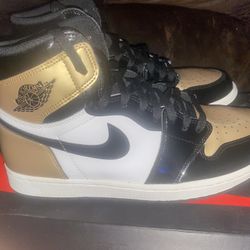 Jordan 1 Retro Gold Toe