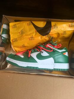 Pine green dunks size 7