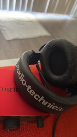 Audio-technica fully adjustable Headphones