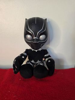 Mattel Marvel Black Panther Plush 11-Inch Figure T'Challa with Lights and Sounds