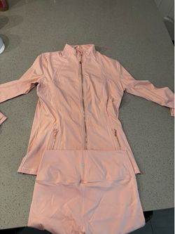 Lulu lemon size 12