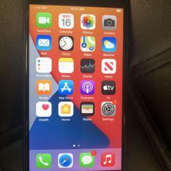 iPhone 7    32 GB or 128 GB factory unlocked to any carrier great condition