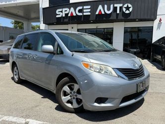 2011 Toyota Sienna