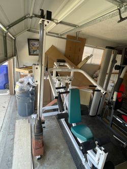 Exercise weight machine