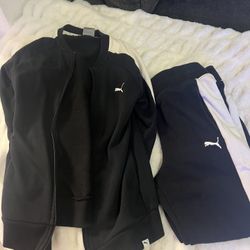 Women’s Puma Jogger Set