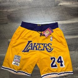 Los Ángeles Lakers Short Sizes Availables 