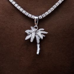 Iced Palm Tree in White Gold