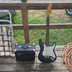 Electric guitar w/ apm and amp cord. Great condithion