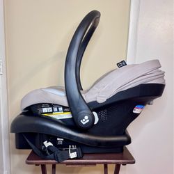 Maxi-Cosi Mico Luxe Infant Car Seat & Base + Adapters (Sept 2024)