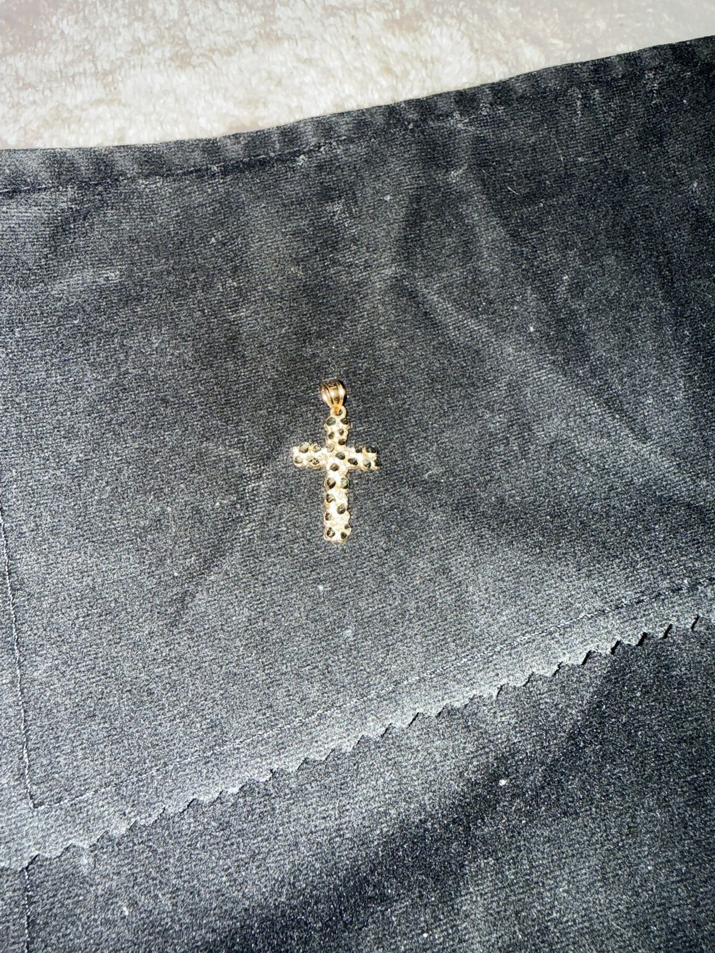 14k Nugget Cross 1.5g