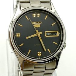 Vintage 1979 Seiko 5 automatic movement watch, 35mm size case, 6.5in size wrist bracelet