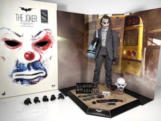 Hot Toys MMS249 Dark knight BANK ROBBER JOKER 2.0 Toy Fair Exclusive 1/6 Scale Figure