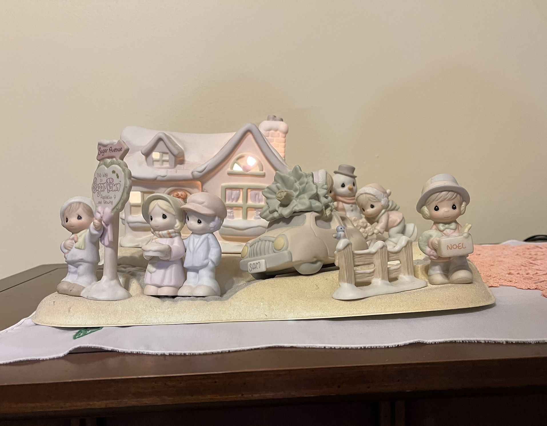 Precious Moments Sugar Town