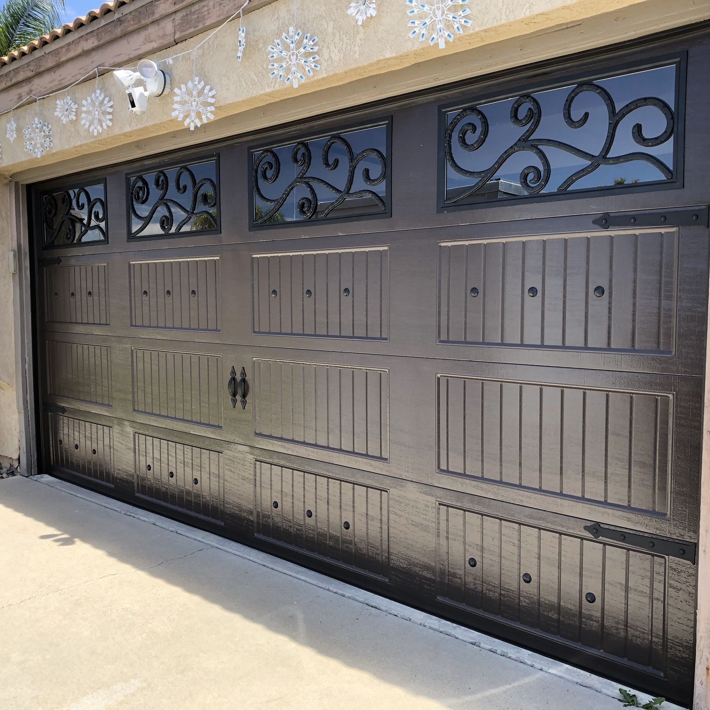 NEW AND USED GARAGE DOOR