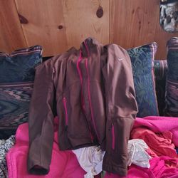  Petiet Medium  Nike Jacket 