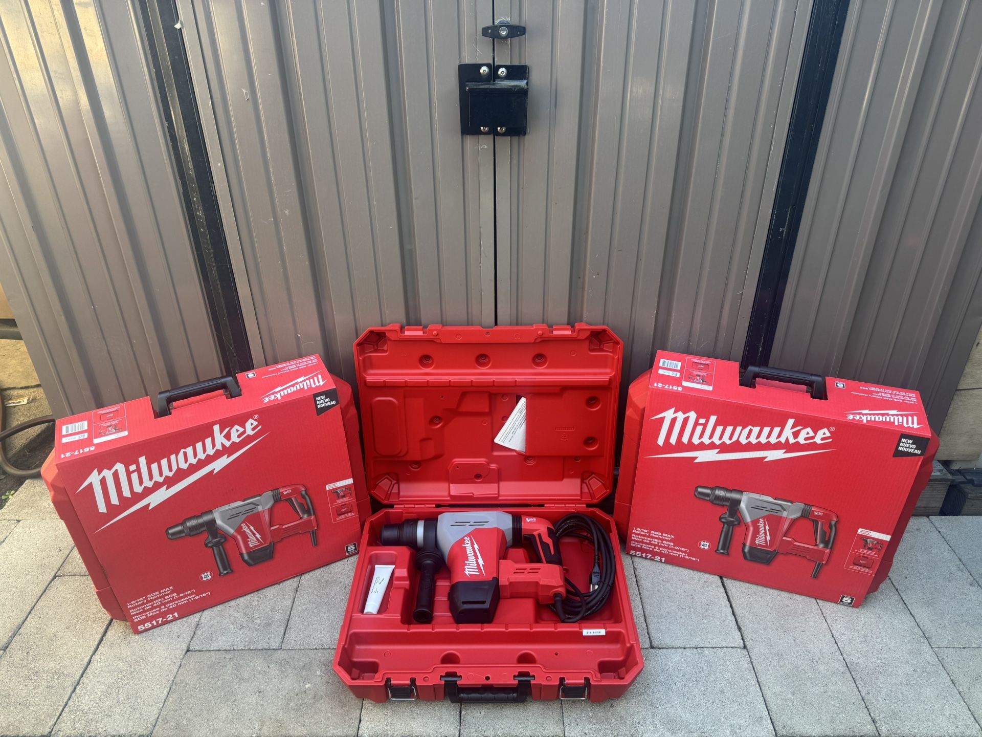 Milwaukee 1-9/16” SDS MAX Rotary Hammer Model 5517-21