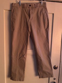 Gap Fit Straight Chinos - Mens 33/30