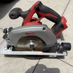 Milwaukee Circular Saw