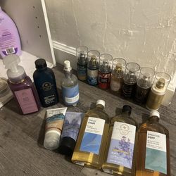 bath and body works perfume body spray lotion hand soap massage oil body wash 