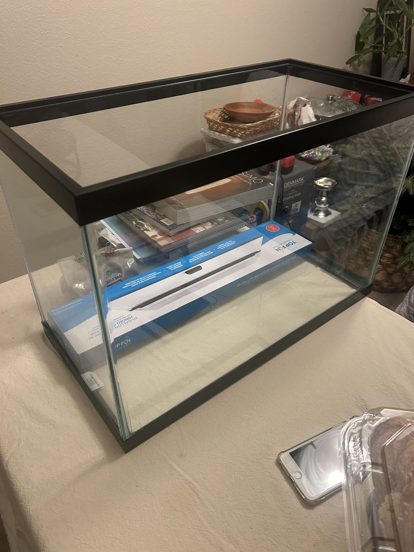 25 Gallon Fish Tank With Cover