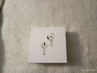 Apple Airpods 4 Active Noise Cancelling