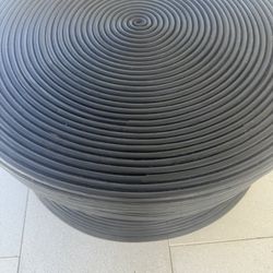 Like new black coffee table,if it’s posted it’s available. Msg only when ready to pickup