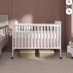 NEW Crib and Mattress in Box 