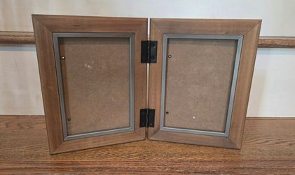 Target - Freestanding Dual Hinged Picture Frame - Wood & Glass (Single Full Frame: 8.75"L x 6.75"W x 0.5"T) (Picture Window: 6.25"L x 4.25"W) - Taupe