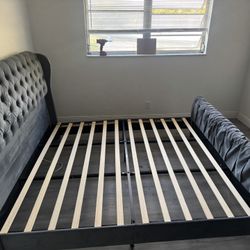 Lovely King Size Bed With Headboard 