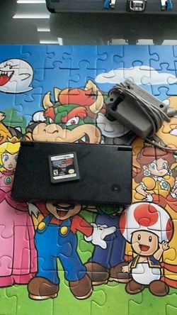 Nintendo dsi w/ charger
