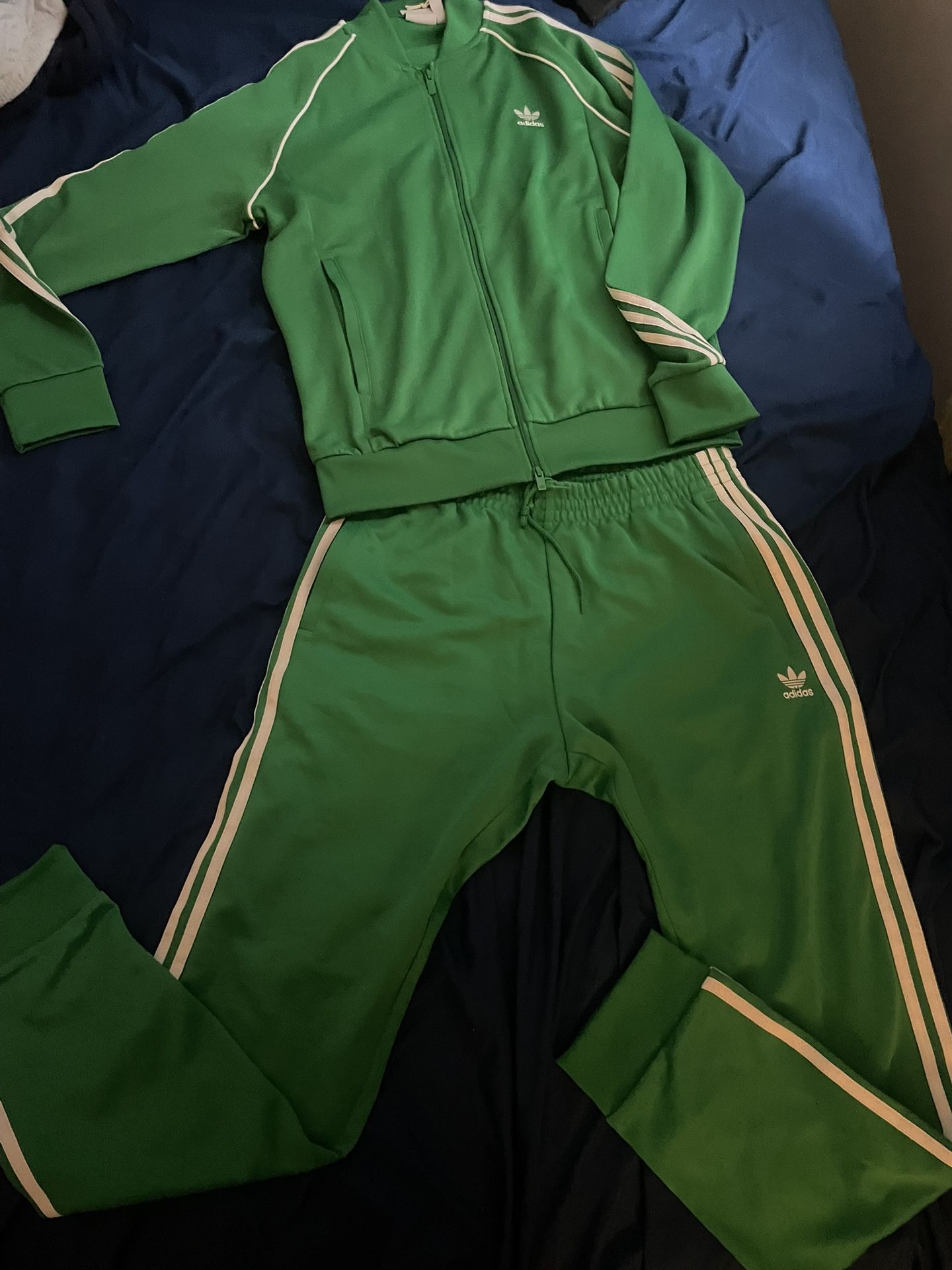 Men’s Adidas Jumpsuit sz Large