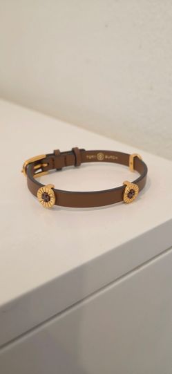 Brand New Tory Burch Brown Leather Gold Tone Logo Single Wrap Bracelet